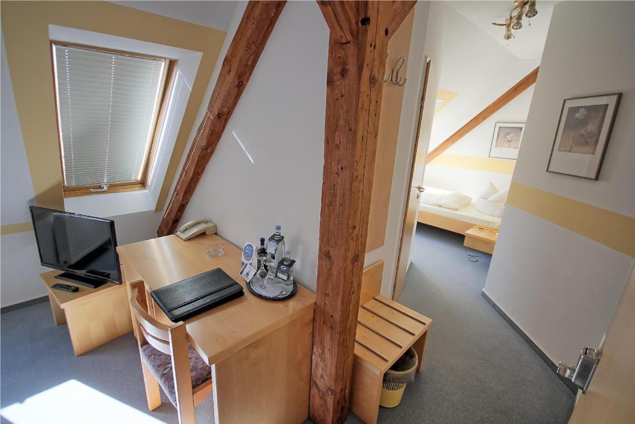 Hotel Lechstedter Obstweinschaenke Bad Salzdetfurth Exterior foto